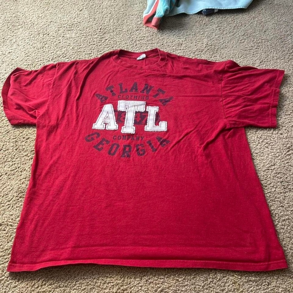Delta Pro Weight Red and white vintage Atlanta Georgia clothing company tee